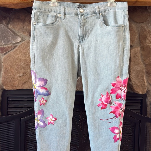 VENUS Denim - VENUS Light Wash Straight Leg Jeans with Pink & Purple Floral Accents